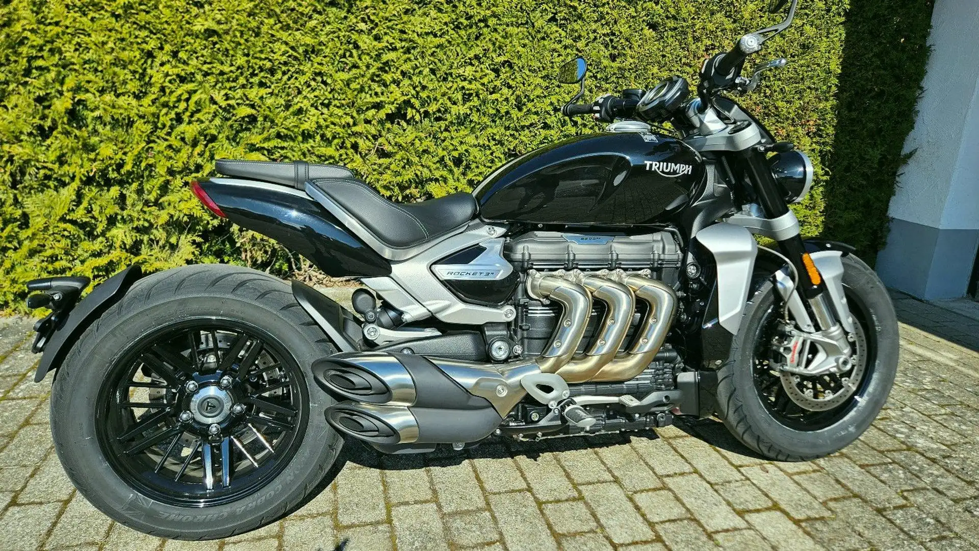 Triumph Rocket 3 R Noir - 1