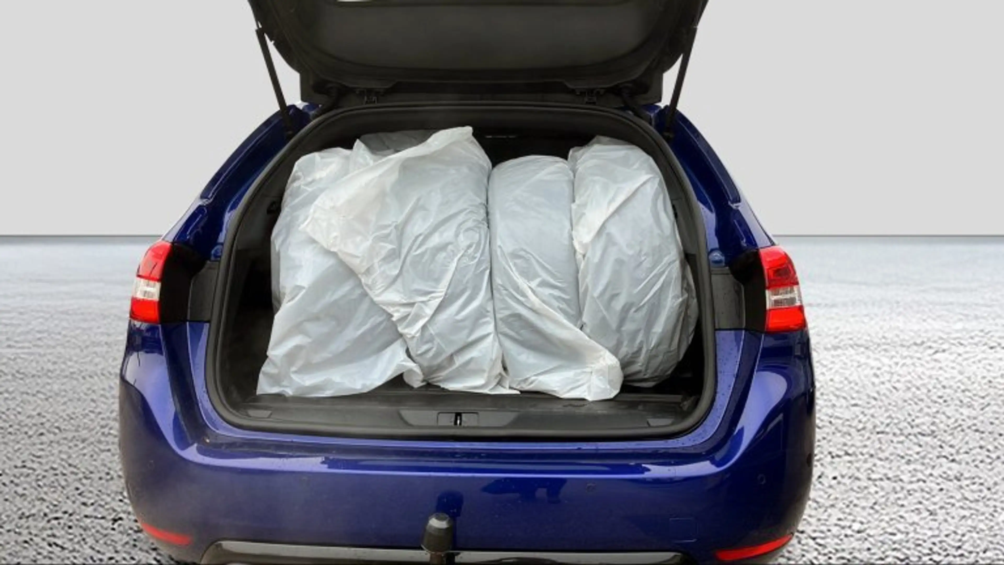 Peugeot 308 SW 2,0 BlueHDI 180 GT EAT8 S&S — photo 11