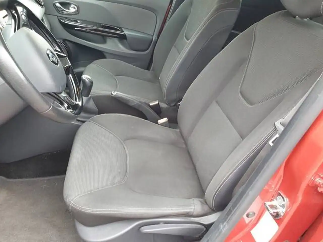 Renault Clio Grandtour — photo 7