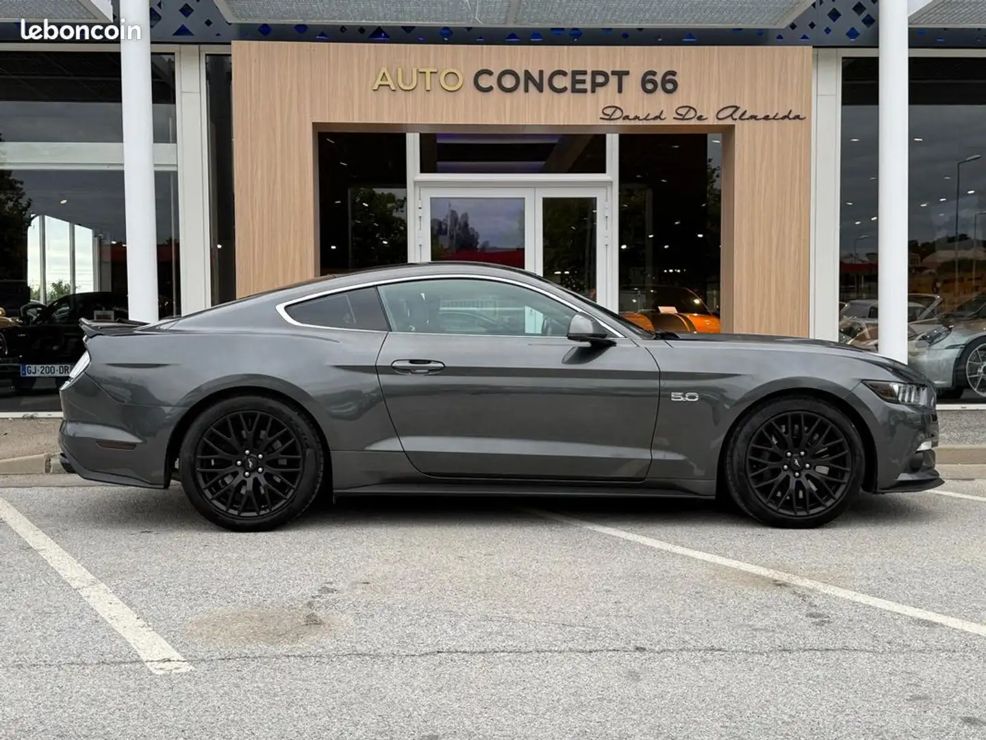 Ford Mustang PERFORMANCE VI FASTBACK 5.0 V8 GT 421 ch BV6 Grau - 2