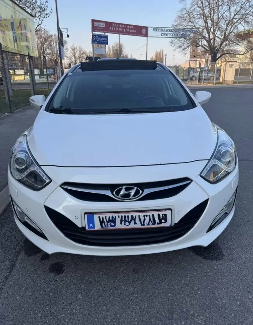 Hyundai i40 i40cw 1.7 CRDi Premium - 1