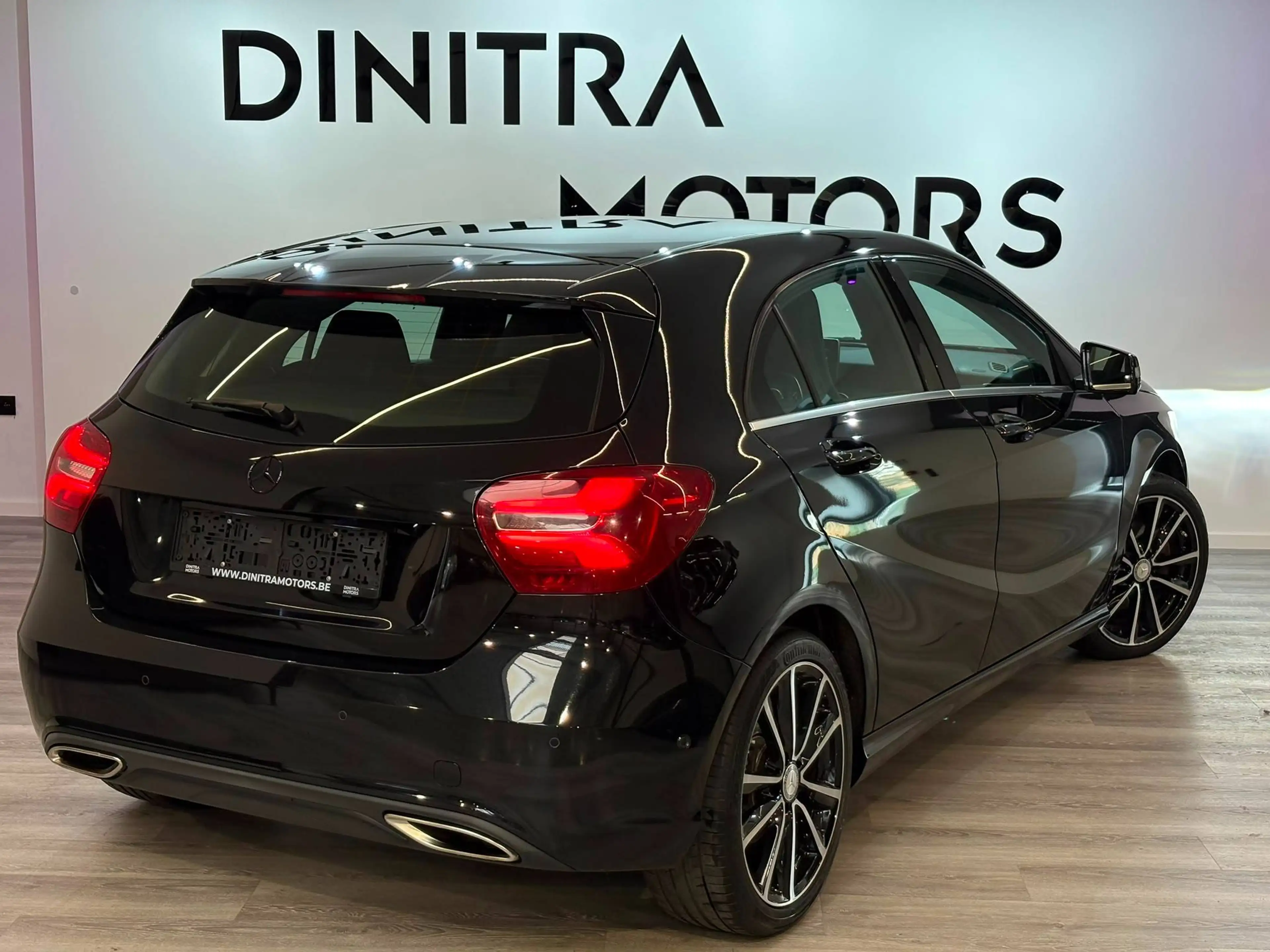 Mercedes-Benz A 180 - Navi/Cruise/Zetelverwarming/Camera — photo 5