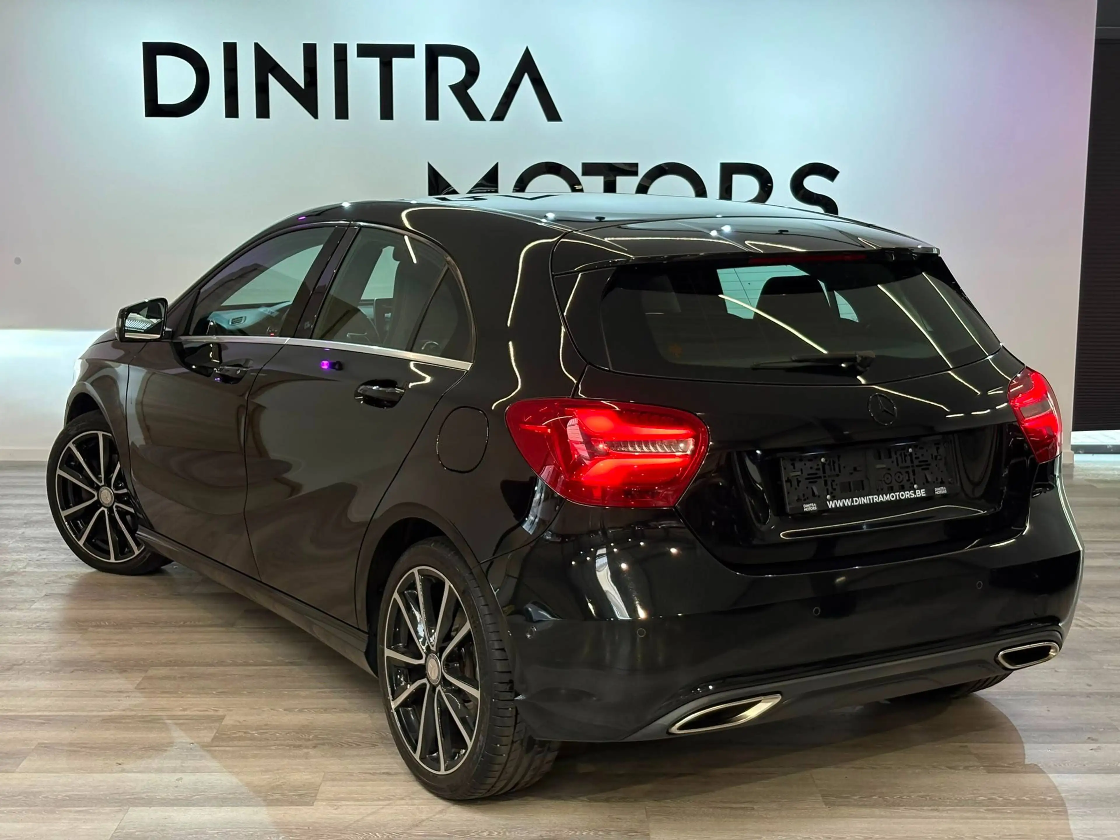 Mercedes-Benz A 180 - Navi/Cruise/Zetelverwarming/Camera — photo 7
