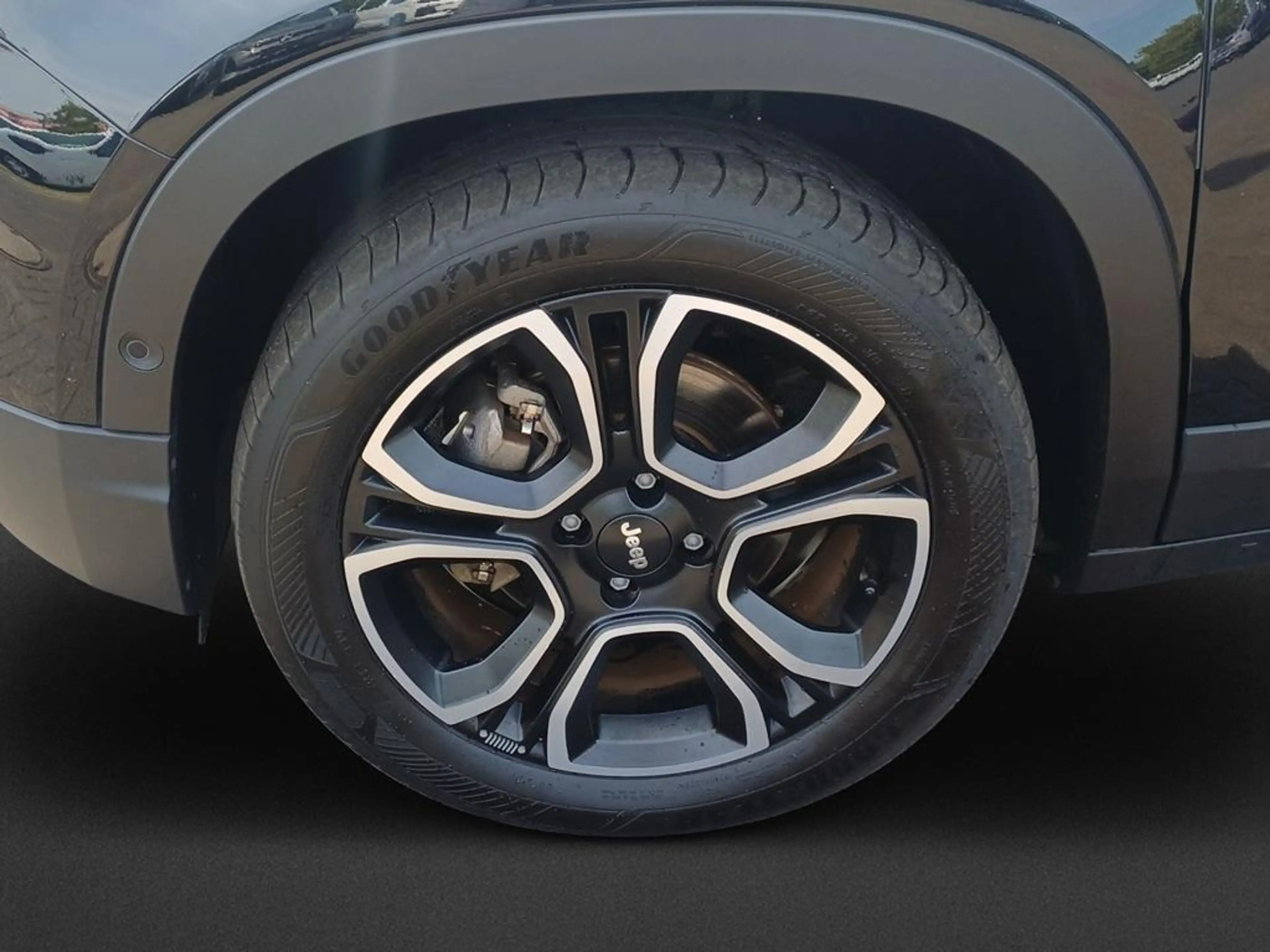 Jeep Avenger Elektro 1st Edition — photo 8