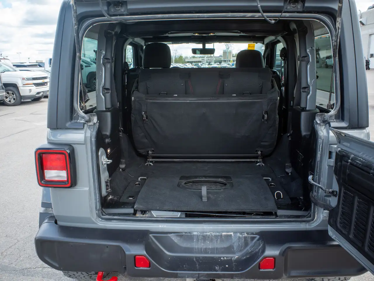 Jeep Wrangler снимка Jeep Wrangler