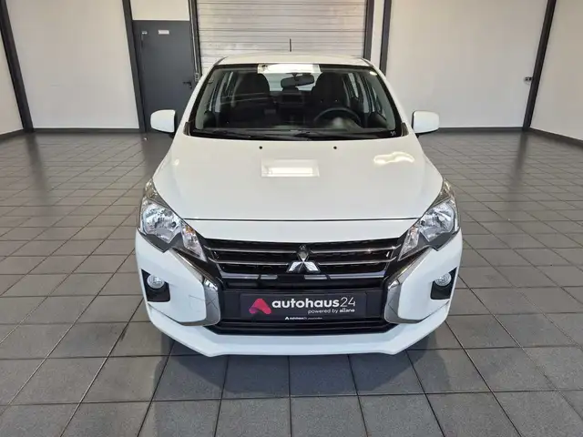 Mitsubishi Space Star view 2