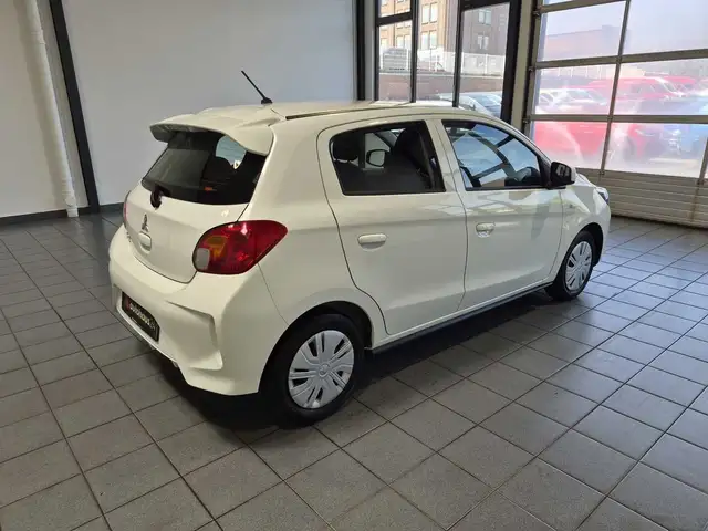 Mitsubishi Space Star view 5