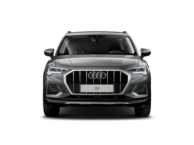 Audi Q3 view 3