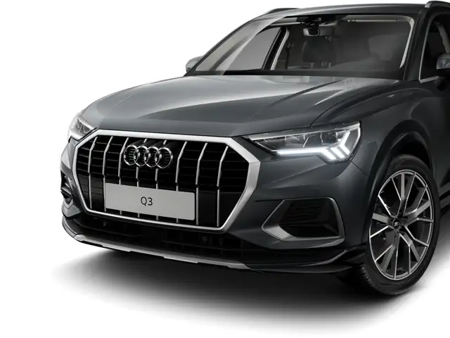 Audi Q3 view 8