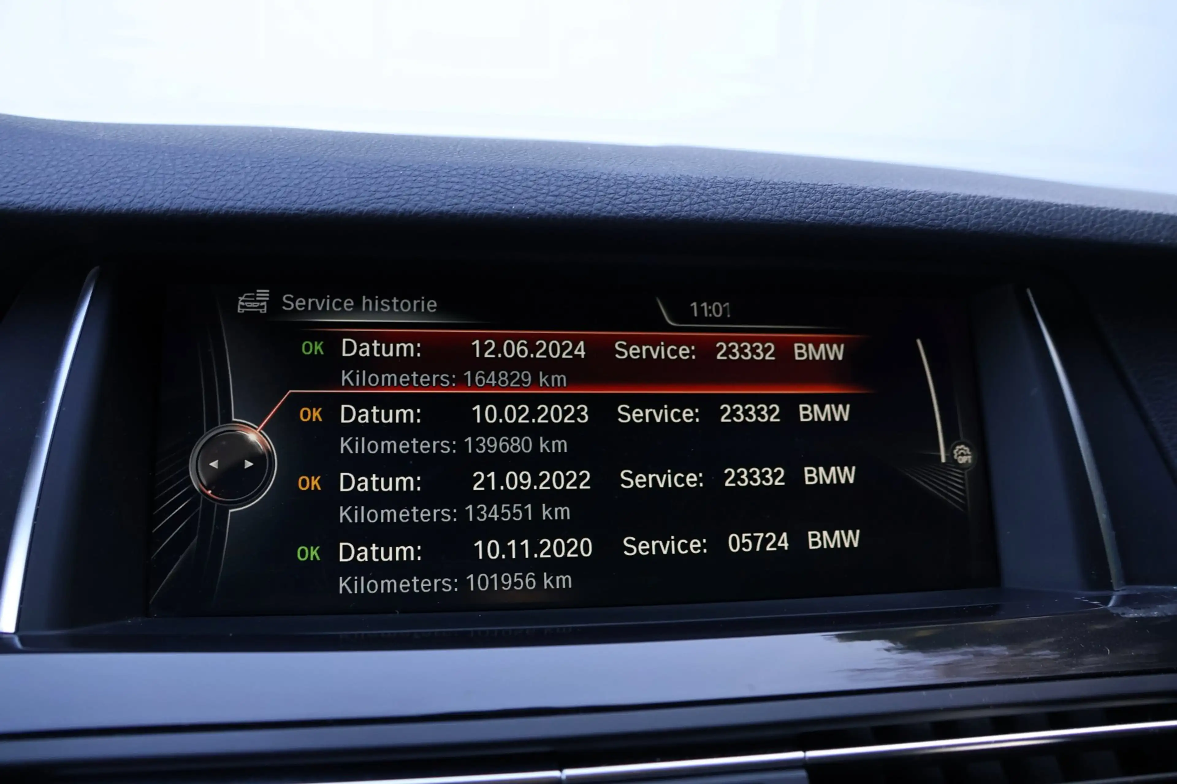BMW 535 5-serie Touring 535xd High Executive-Pano-Stoelver — photo 19