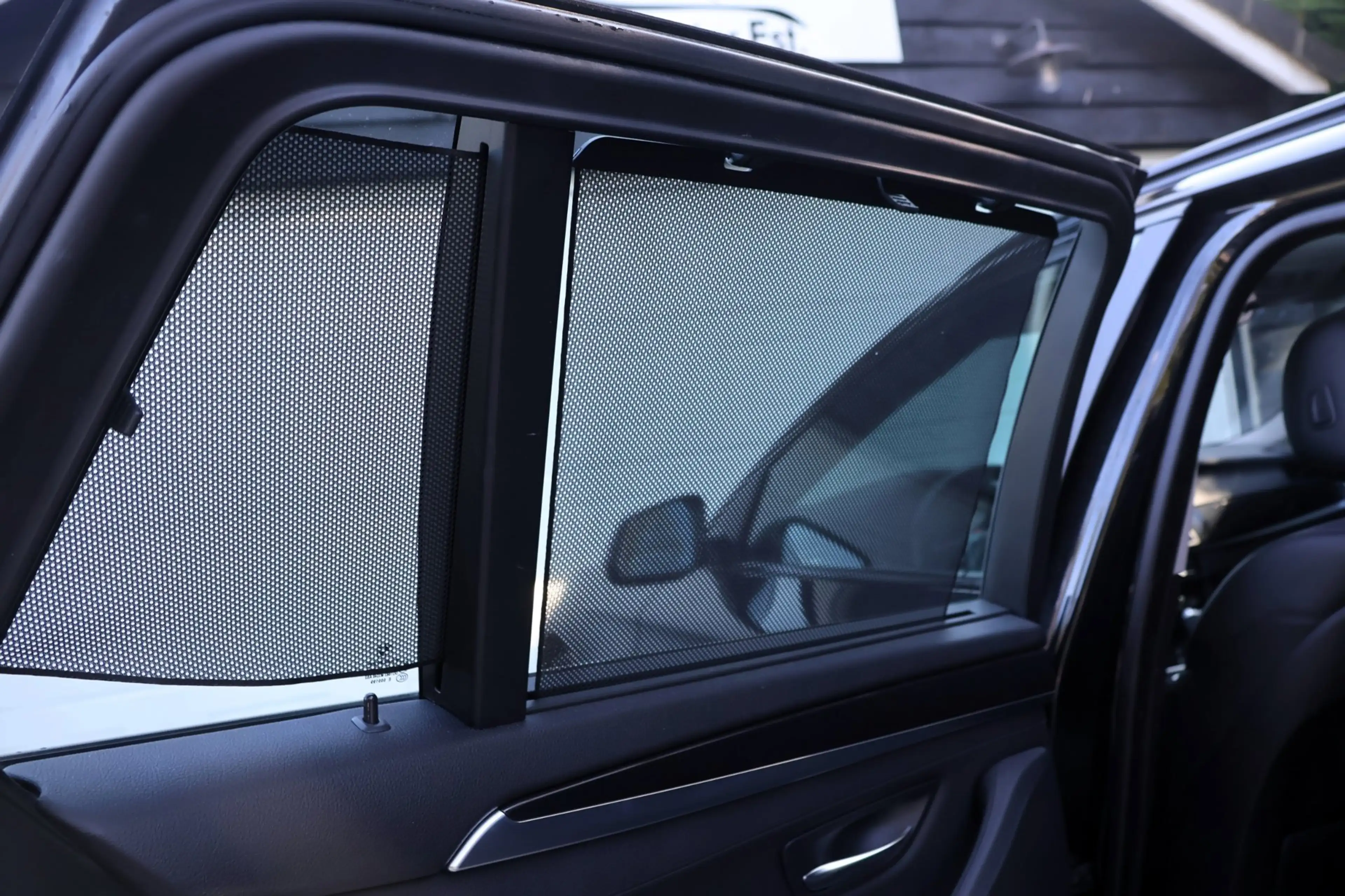 BMW 535 5-serie Touring 535xd High Executive-Pano-Stoelver — photo 23