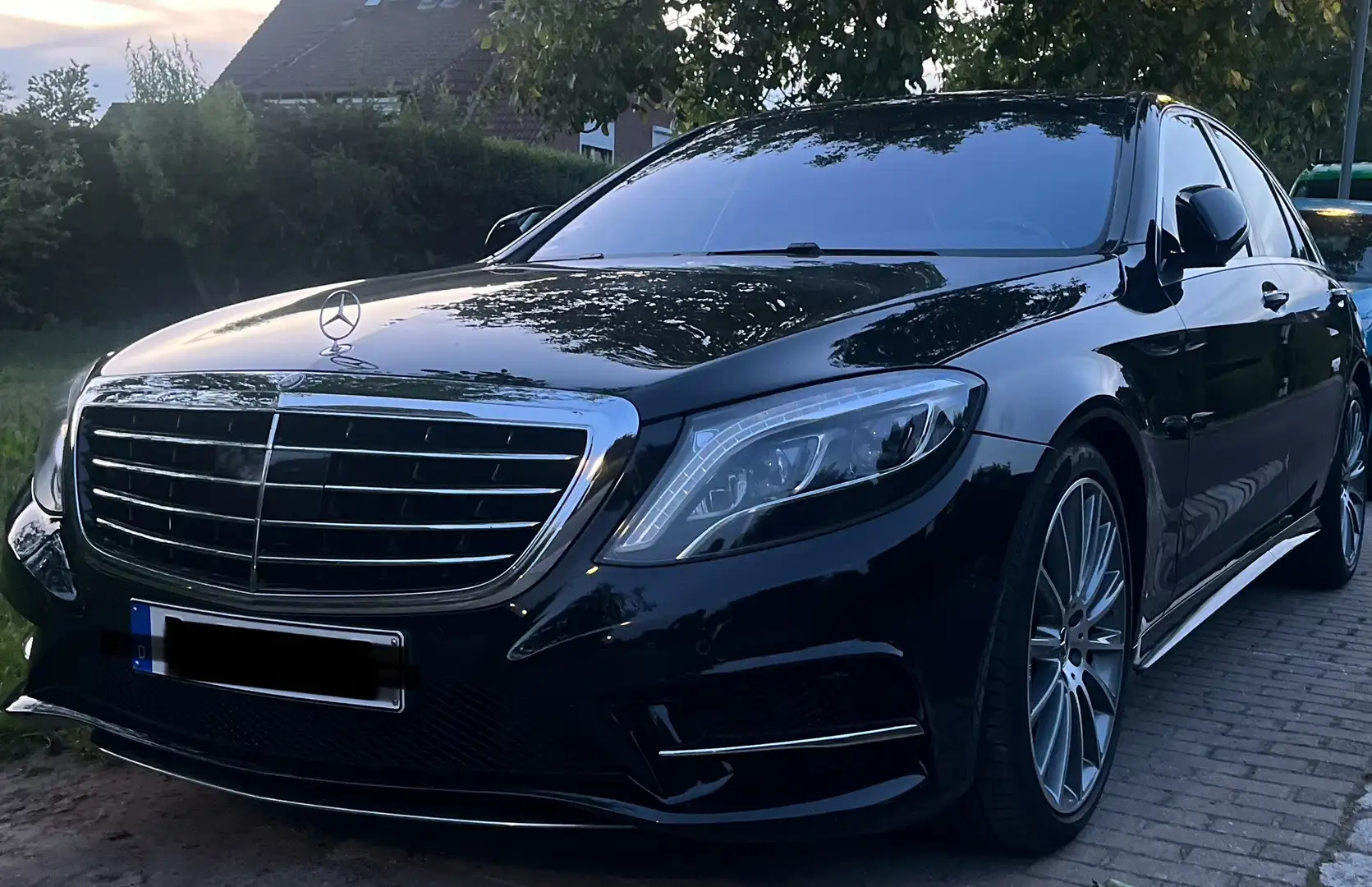 Mercedes-Benz S 500 S-Klasse 4Matic AMG-Line Standheizung Černá - 1