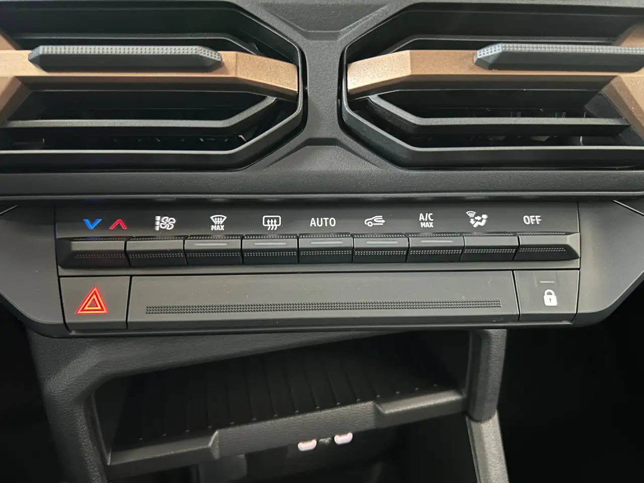 Dacia Duster 2026 — фото 11