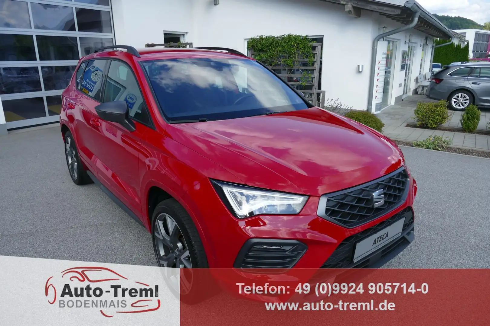 SEAT Ateca FR 2.0 TSI DSG 4x4 4Drive 190 PS AHK NAVI 19"Di... Rot - 1
