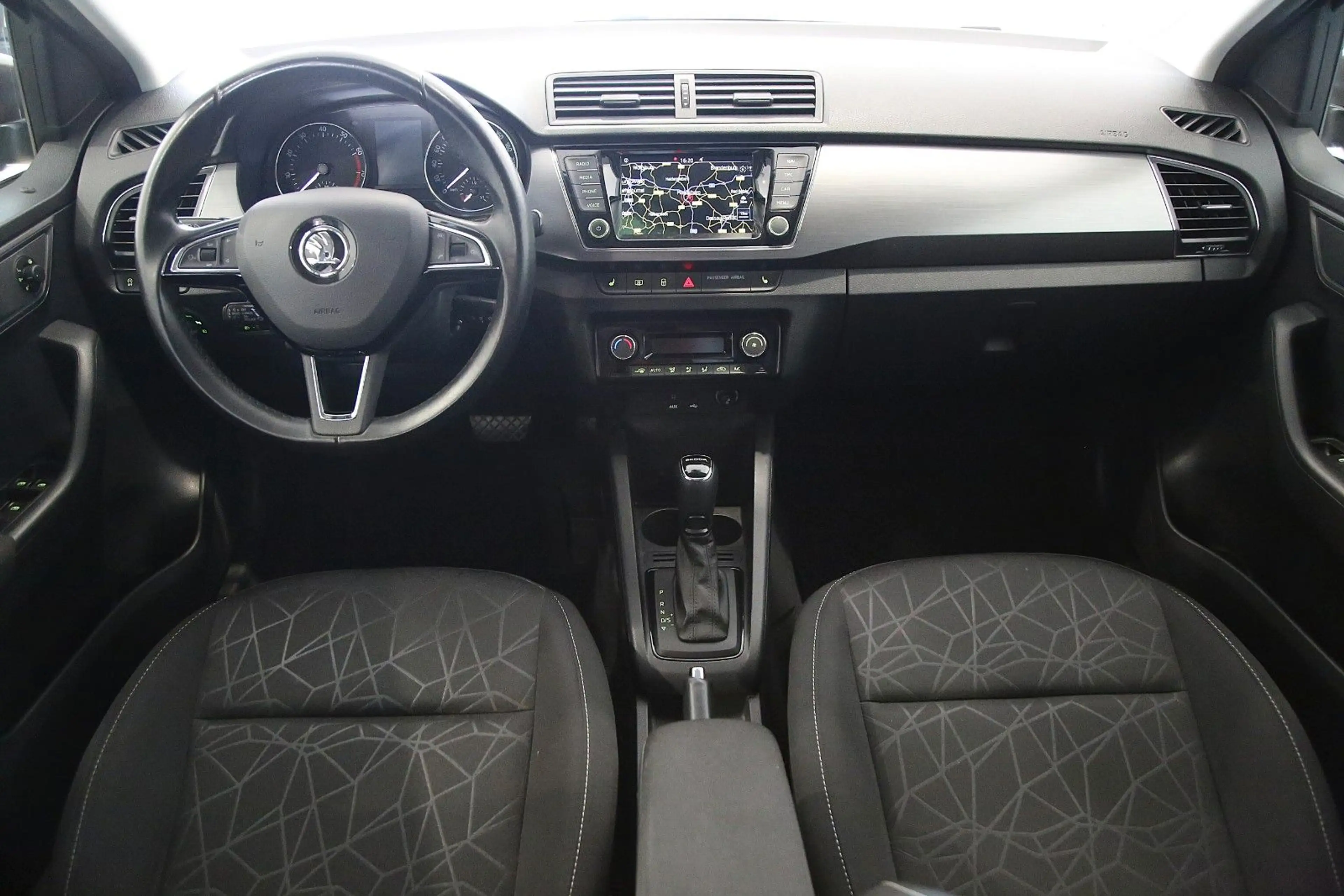 Skoda Fabia Clever — photo 5