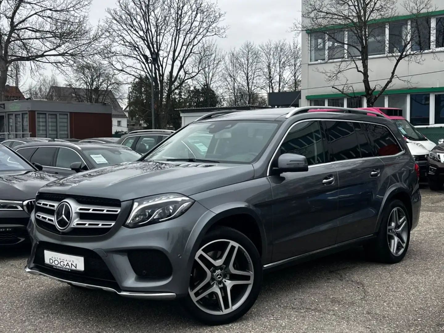 Mercedes-Benz GLS 350 d 4Matic AMG Line *Fahrassistenz-Paket+ Šedá - 1