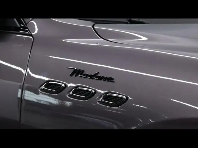 Maserati Levante view 10