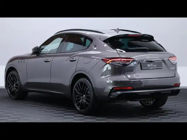 Maserati Levante view 7