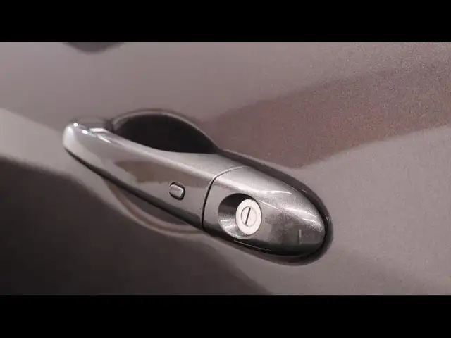 Maserati Levante view 30