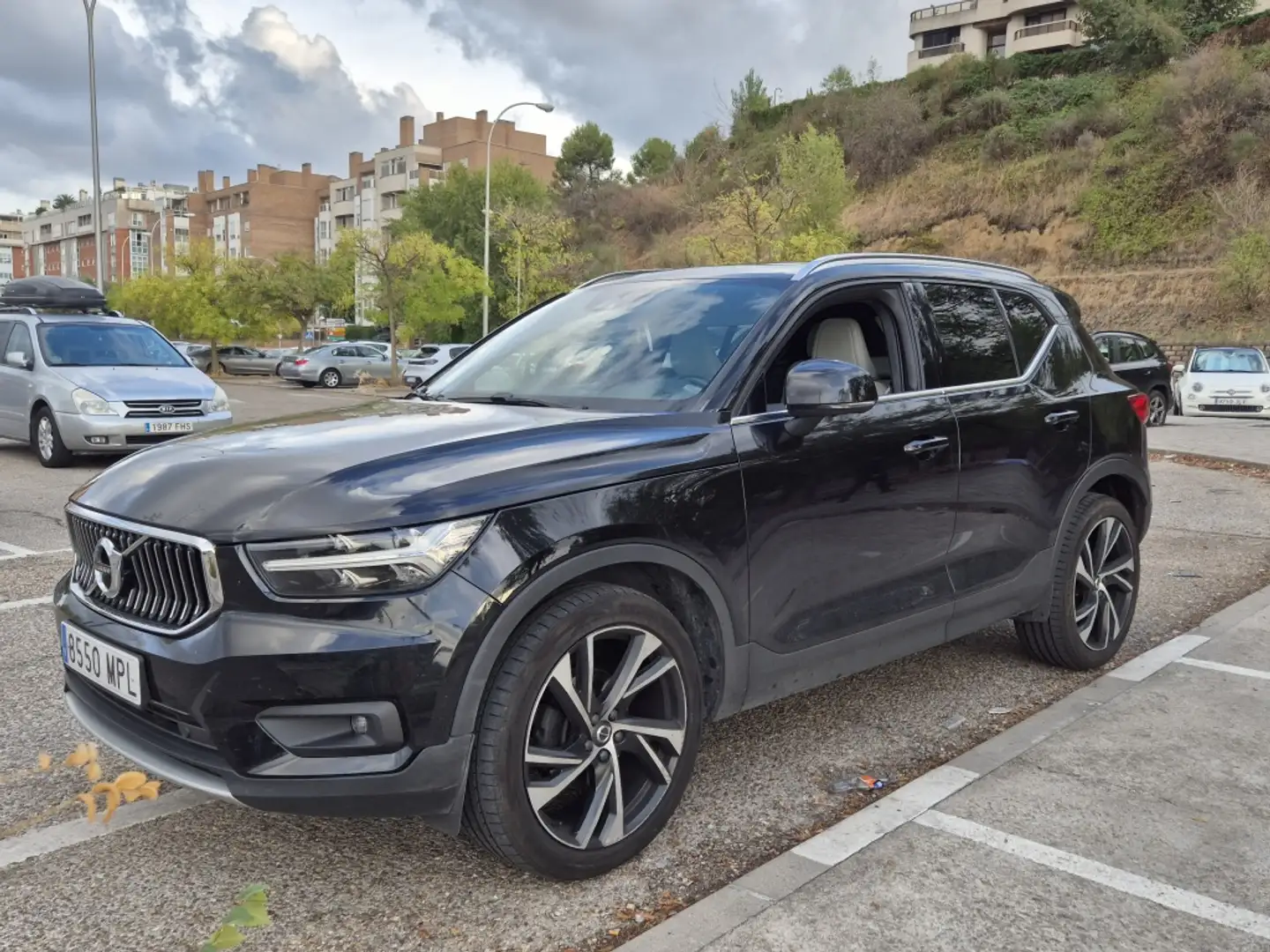 Volvo XC40 D3 Inscription Aut. Negro - 1