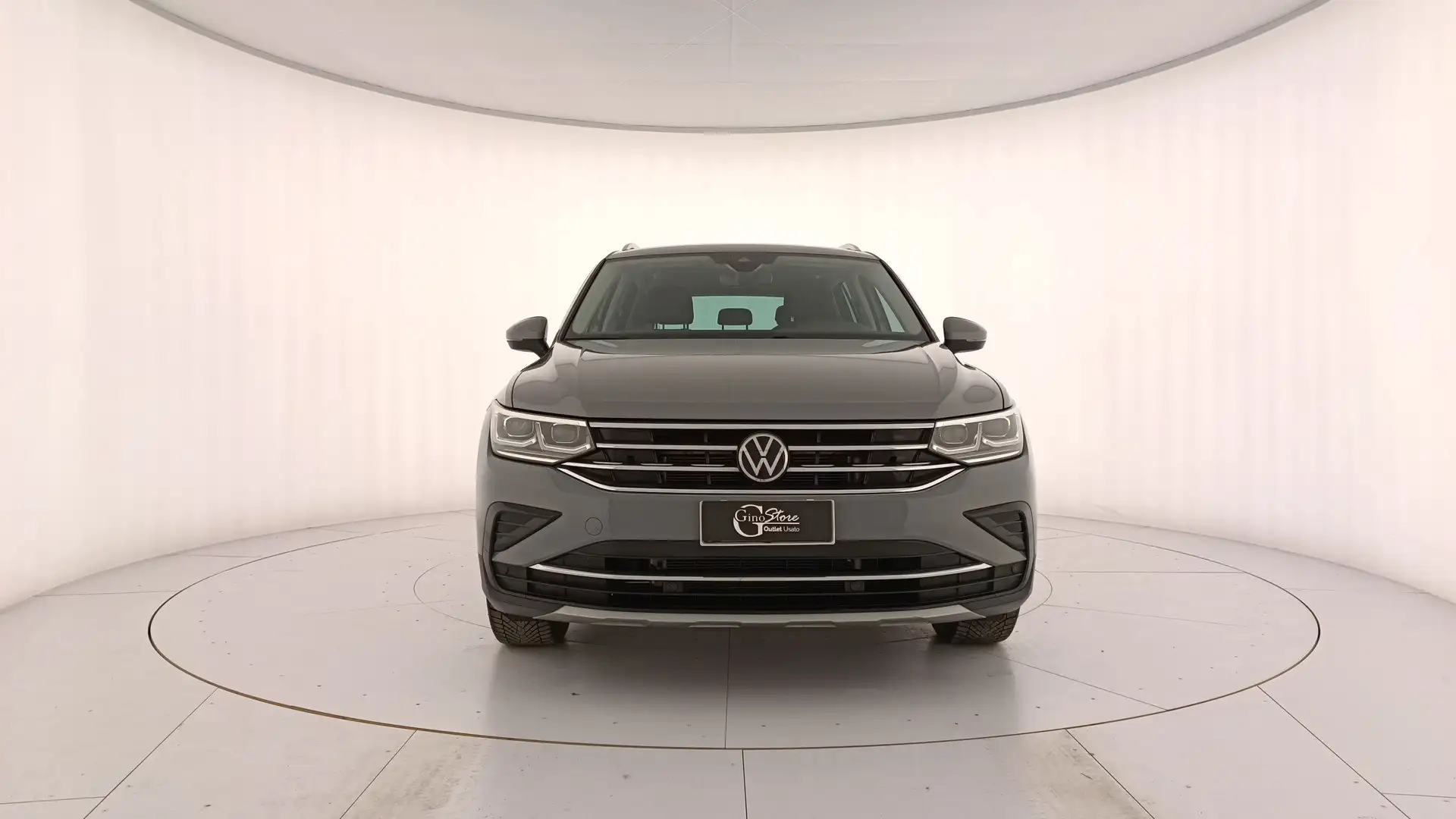 Volkswagen Tiguan 2.0 tdi Elegance 150cv dsg Grigio - 2