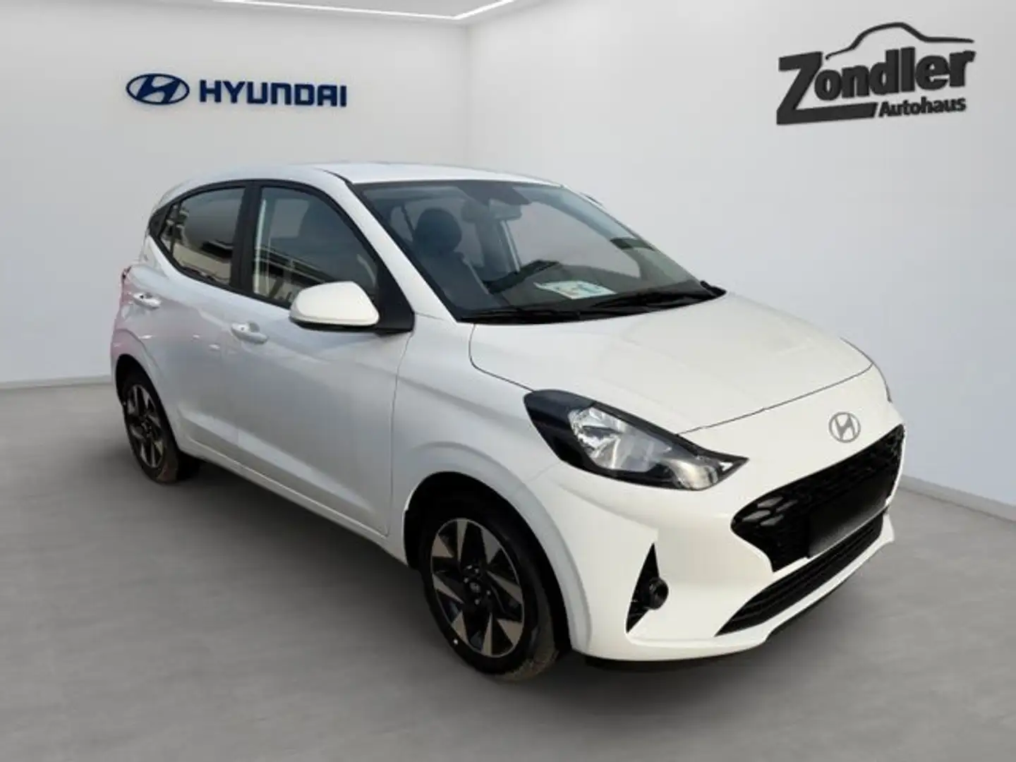 Hyundai i10 (MJ25) 1.0 Automatik Trend Navi Digitales Cockpit Bianco - 2