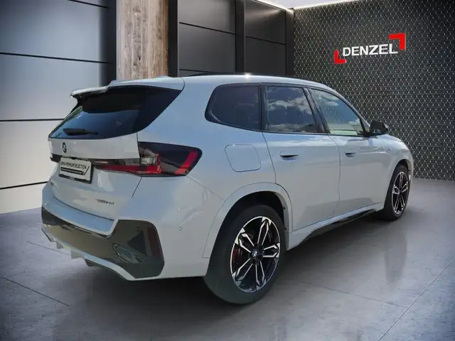 BMW X1 sDrive18d U11 B47 Ansicht 4