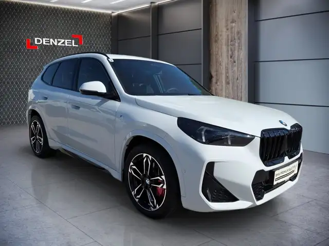 BMW X1 sDrive18d U11 B47 Ansicht 6