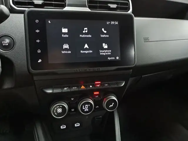 Dacia Duster view 14