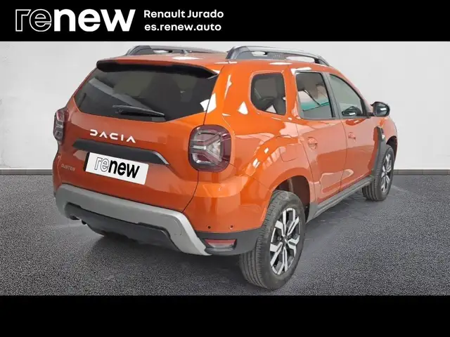 Dacia Duster view 2