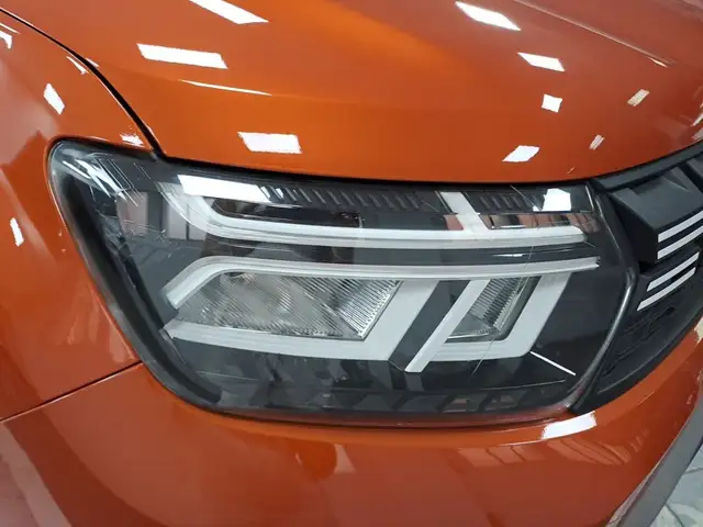 Dacia Duster view 8