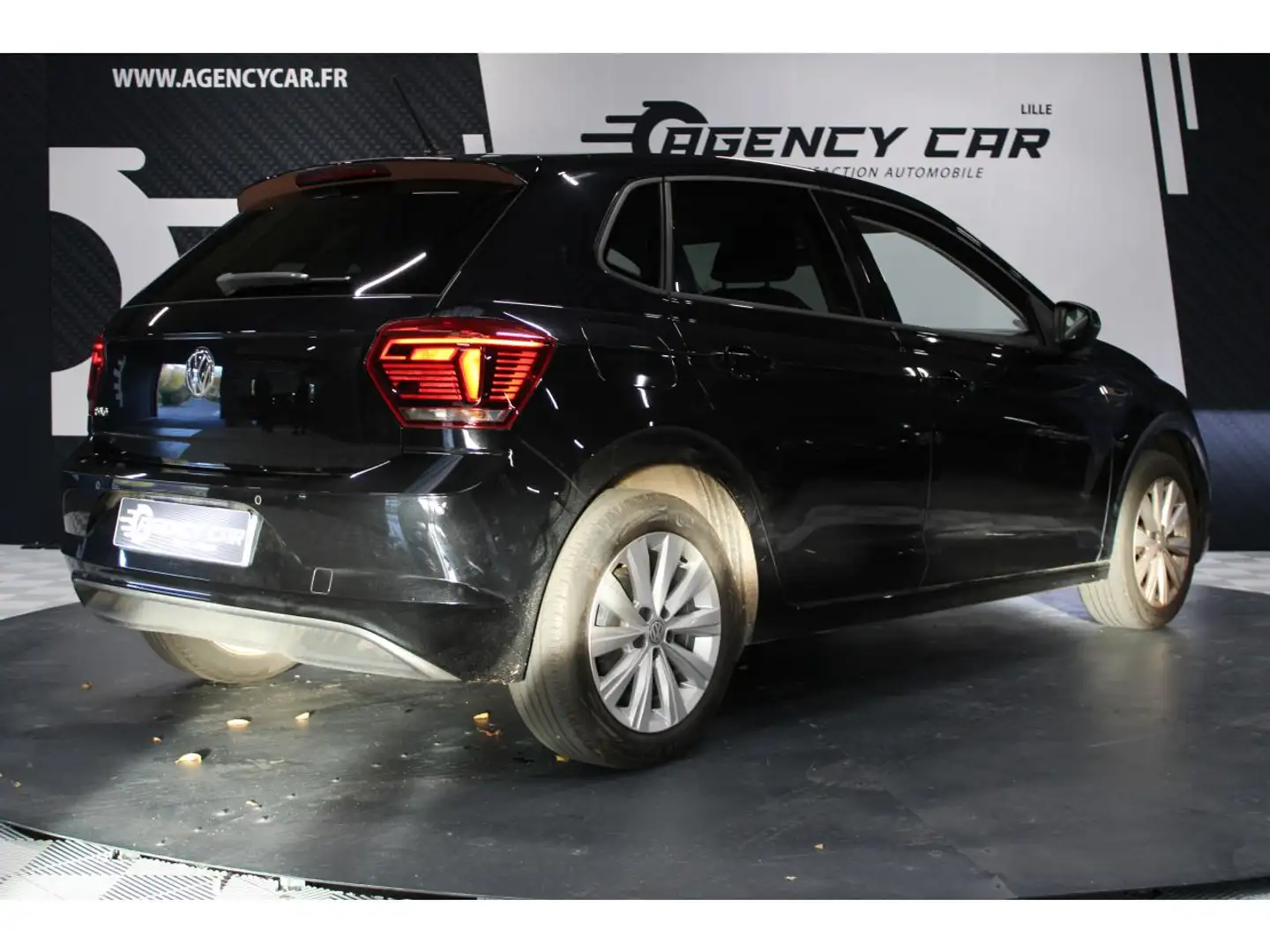 Volkswagen Polo Polo 1.0 TSI - 95 VI AW Copper Line PHASE 1 Schwarz - 2