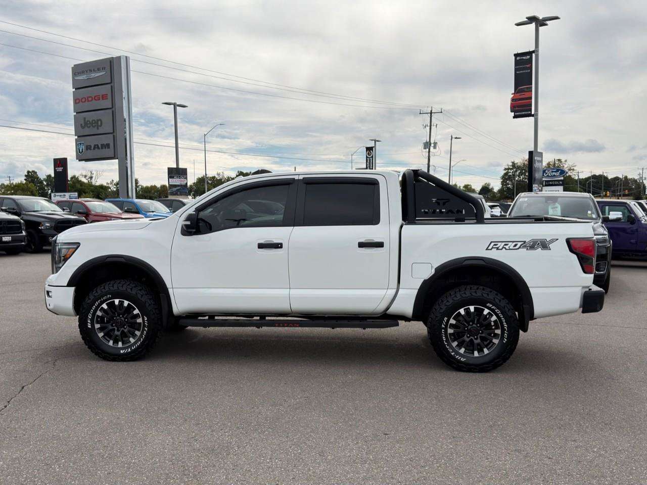 2020 Nissan Titan — снимка 1