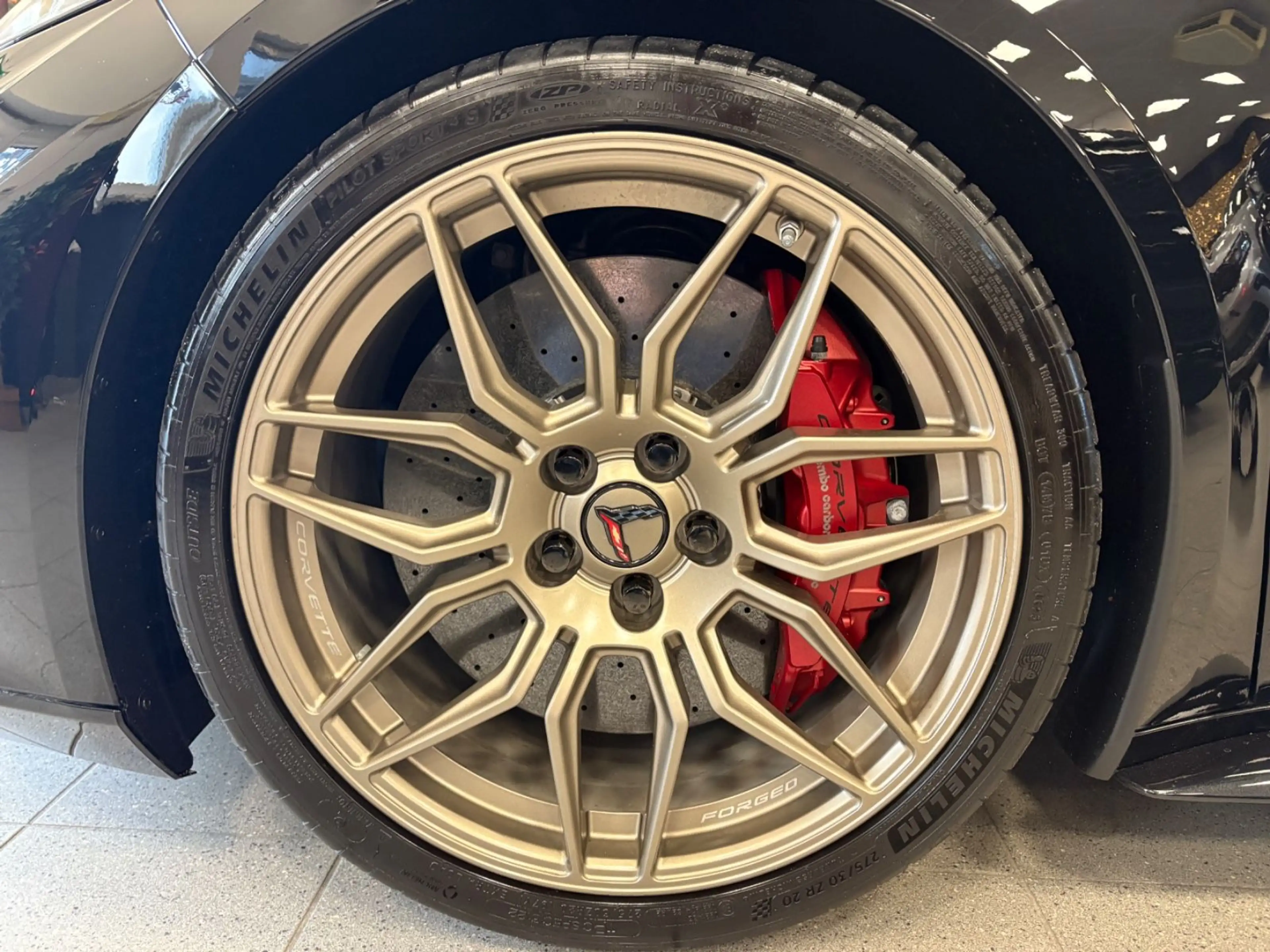 Corvette Z06 Targa 3LZ/US-Modell/Keramik/Carbon/Lift/Voll — photo 12