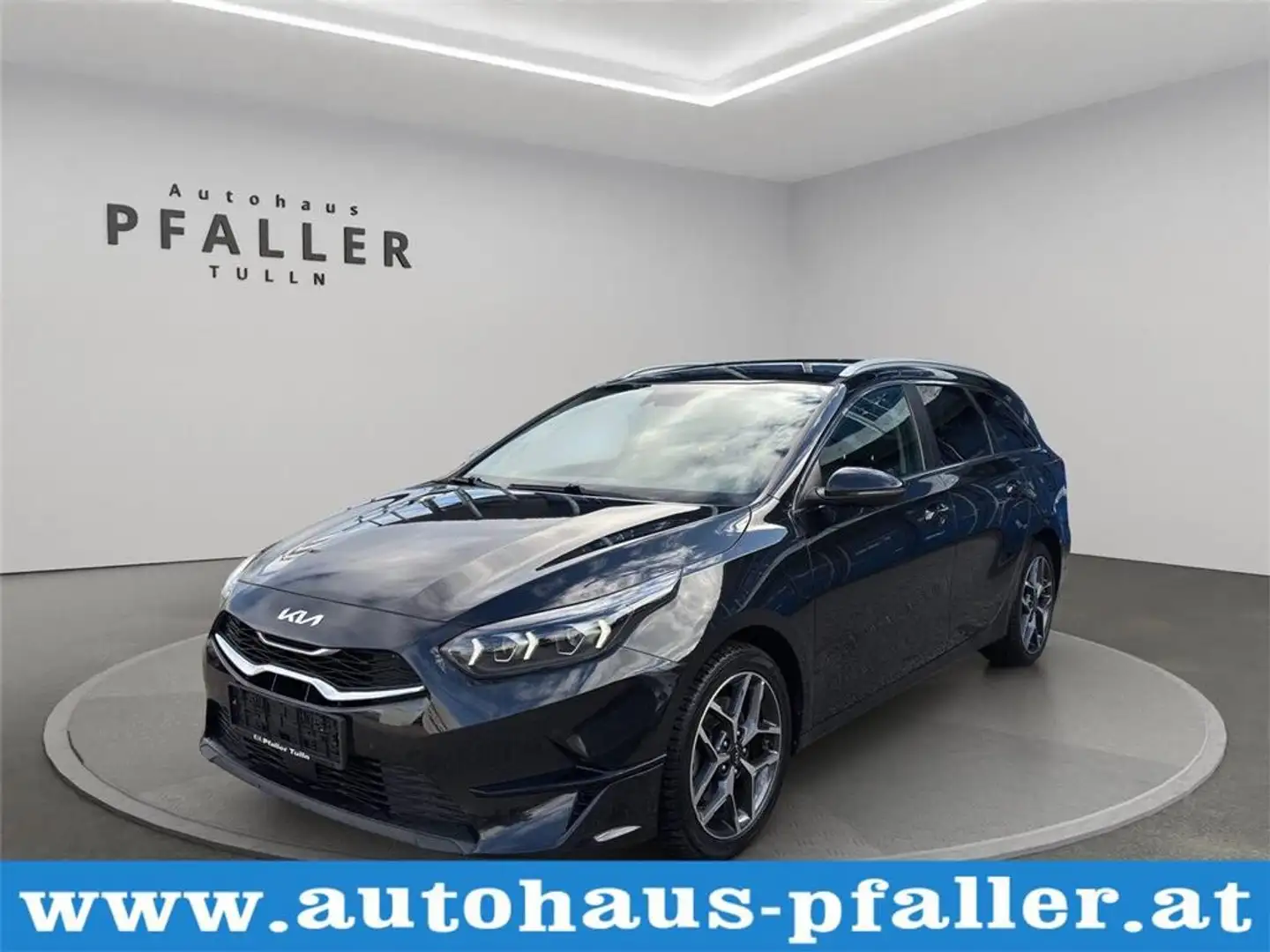 Kia Ceed SW / cee'd SW ceed SW 1,5 TGDI Platin Schwarz - 1