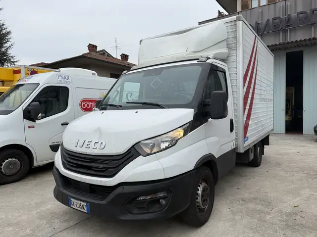 Iveco Daily 35S18/175CV/3.0/SPONDA/2022