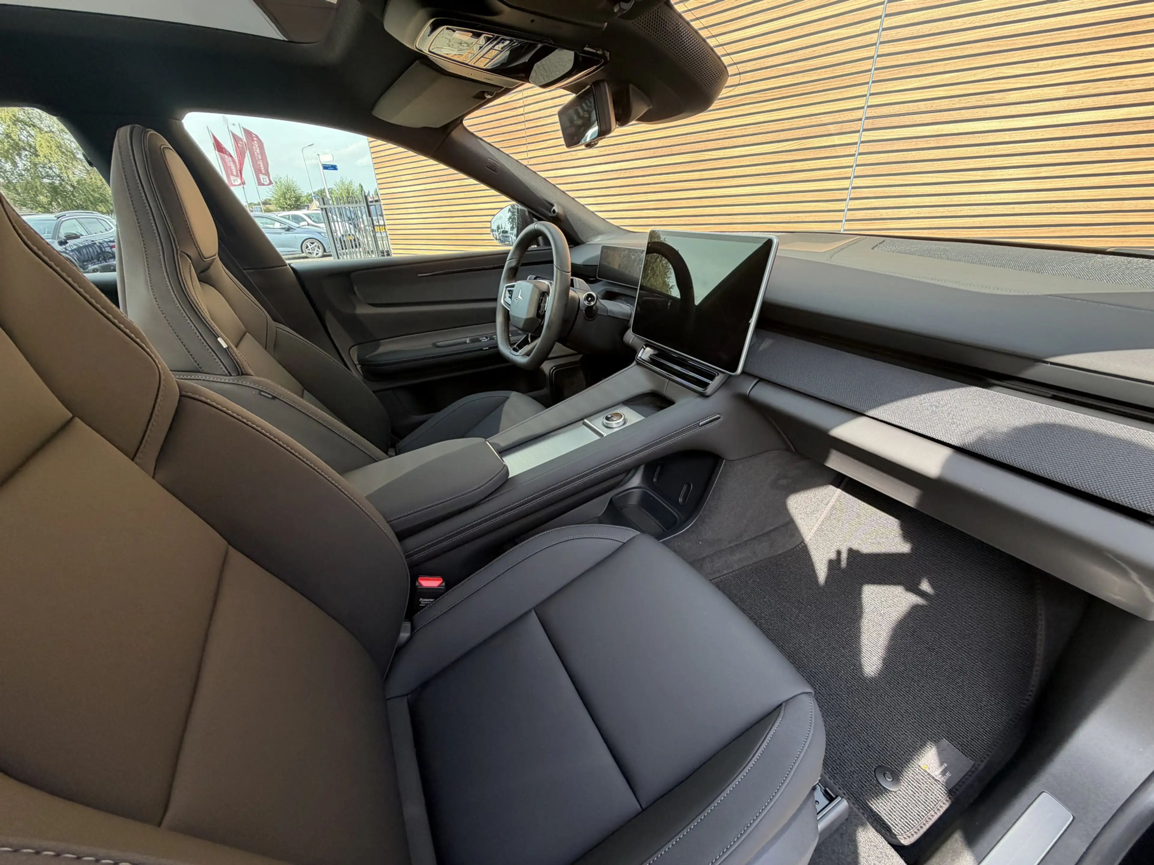 Polestar 4 Long Range Single motor 100 kWh Navigatie / Panora — photo 20