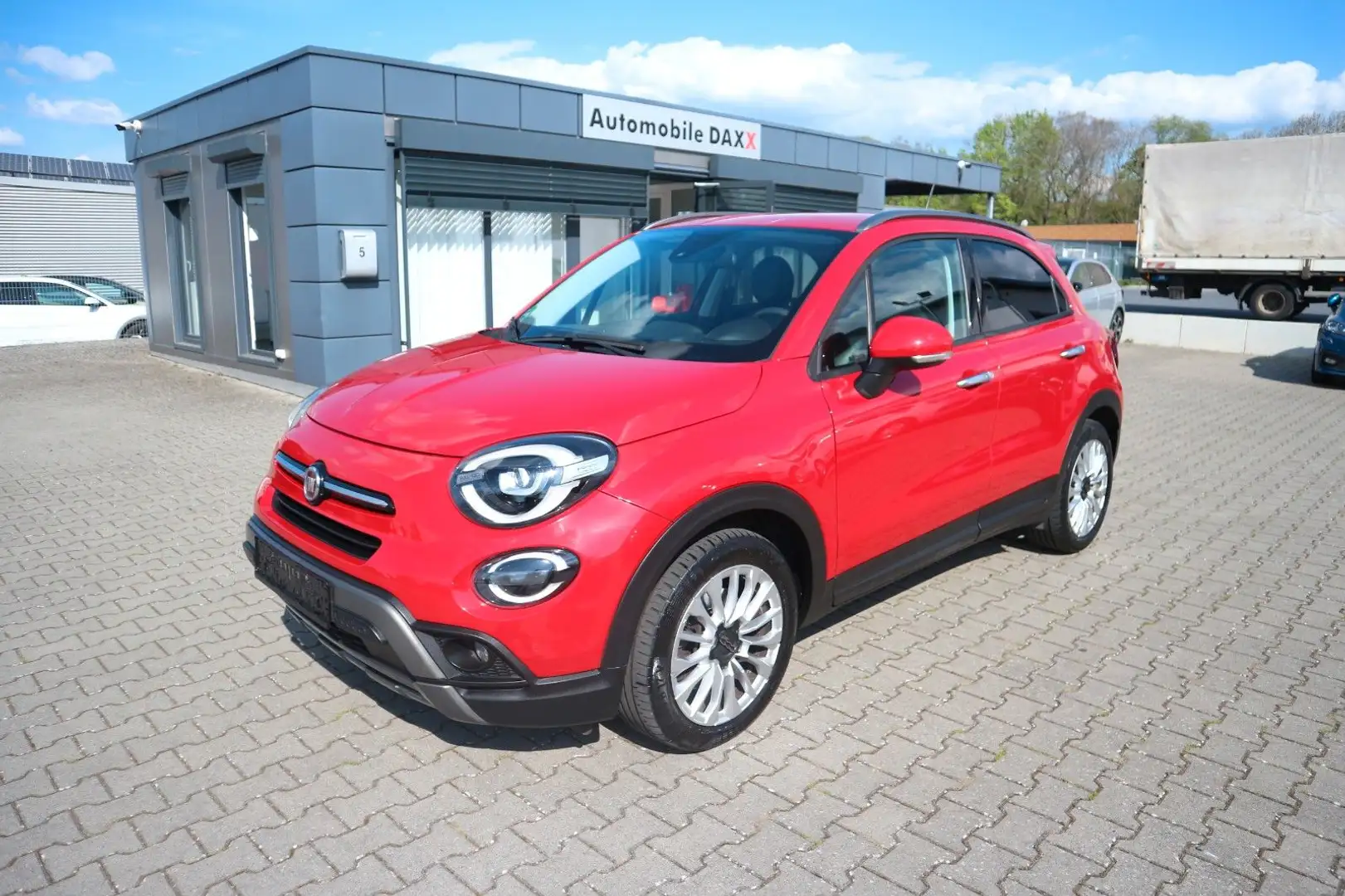 Fiat 500X Cross*Navi*Kamera*8x fach Bereift* - 1