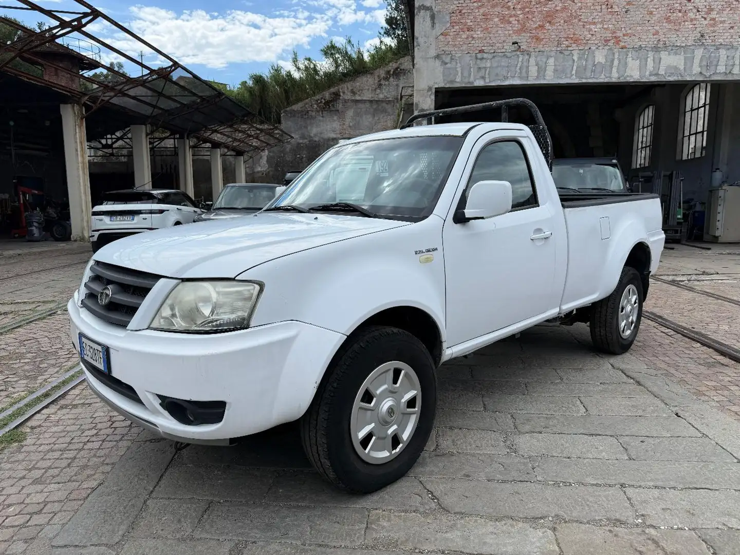 Tata Xenon 2.2 Dicor 4x2 PC Pick-up Weiß - 1
