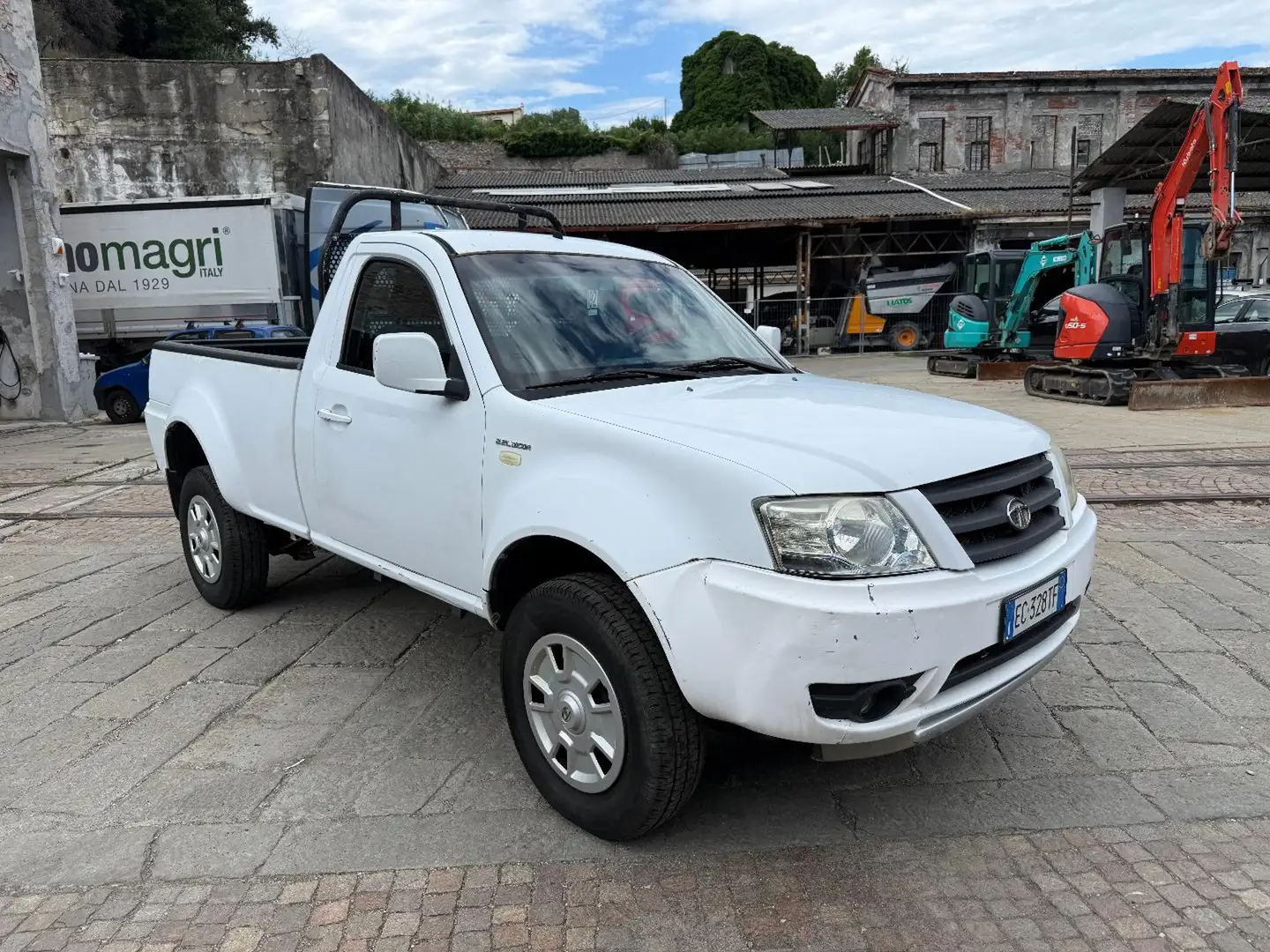 Tata Xenon 2.2 Dicor 4x2 PC Pick-up Weiß - 2