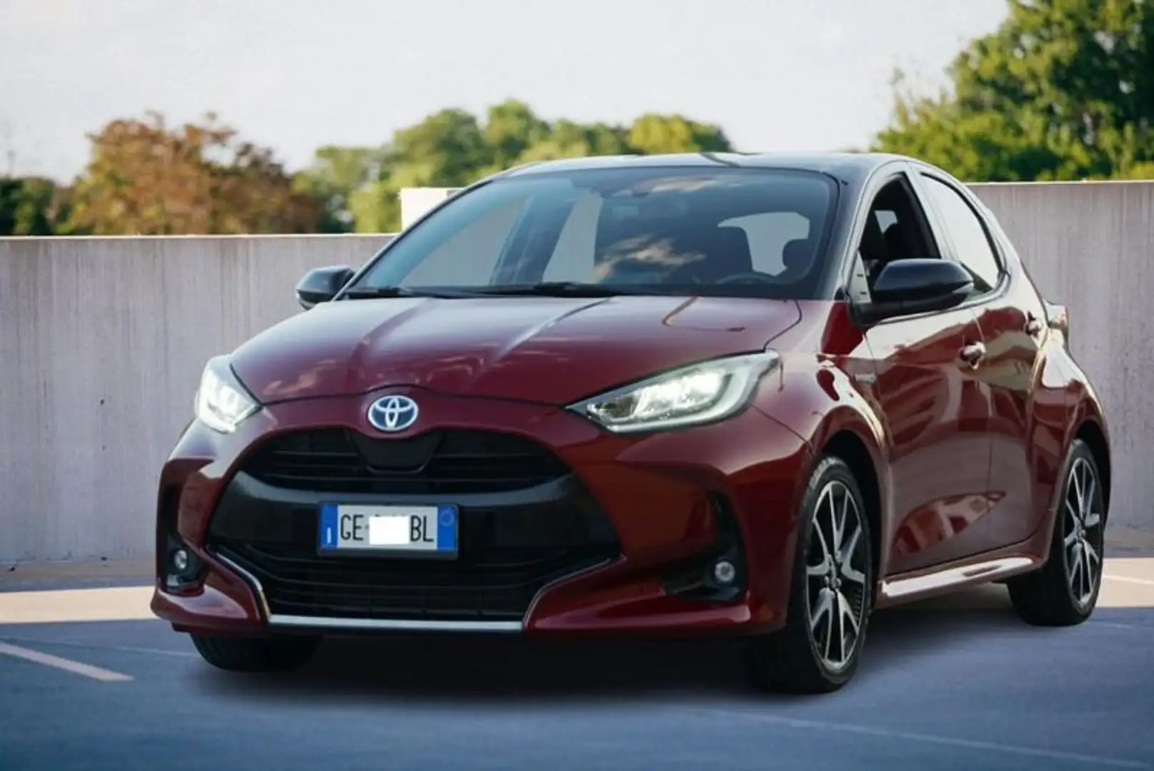 Toyota Yaris 1.5 Hybrid 5 porte Trend - 2