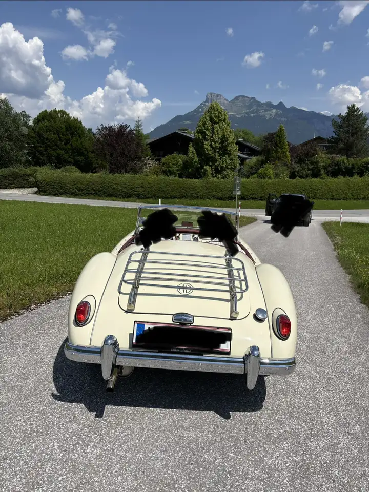 MG MGA, foto 2