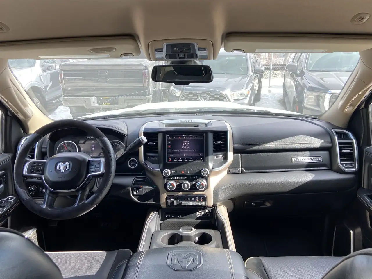 RAM 3500 снимка RAM 3500
