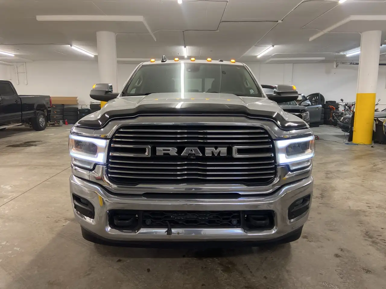 RAM 3500 снимка RAM 3500