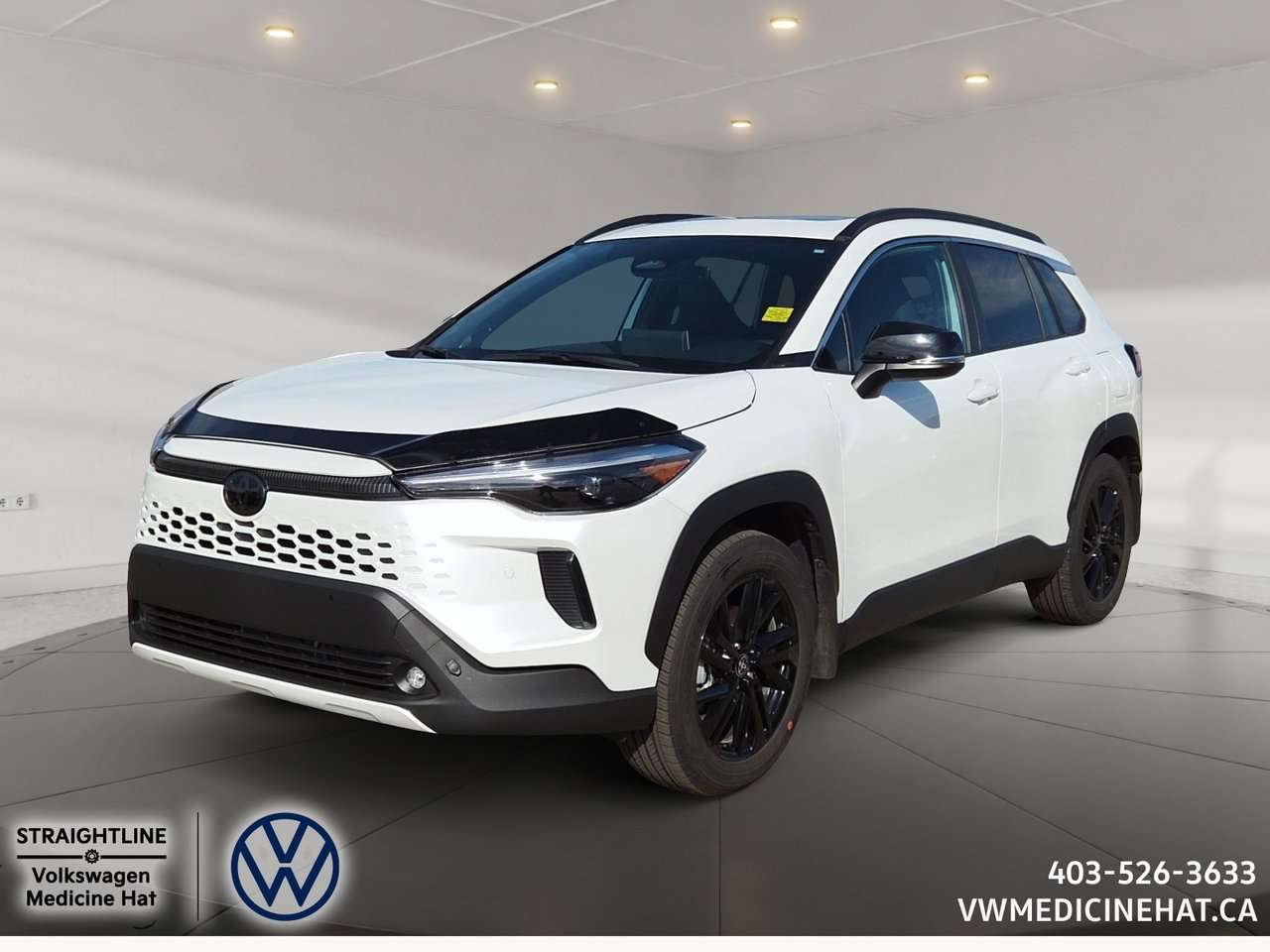 2026 Toyota Corolla Cross Hybrid XSE Hybrid Power, XSE Accents, Low KM's /