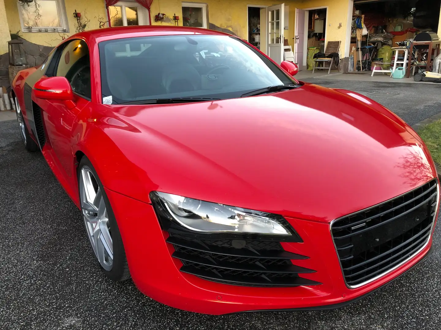 Audi R8 R8 Coupé 4,2 quattro Rot - 1