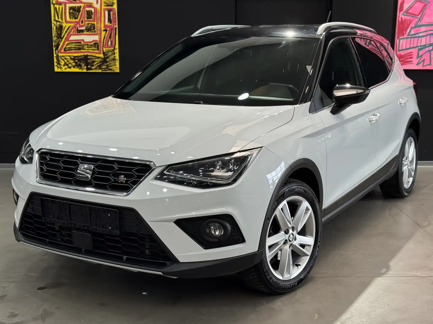 SEAT Arona DSG*FR*2.Hand*Automatik*NAVI*TÜV NEU*WinterPa* Blanc - 1