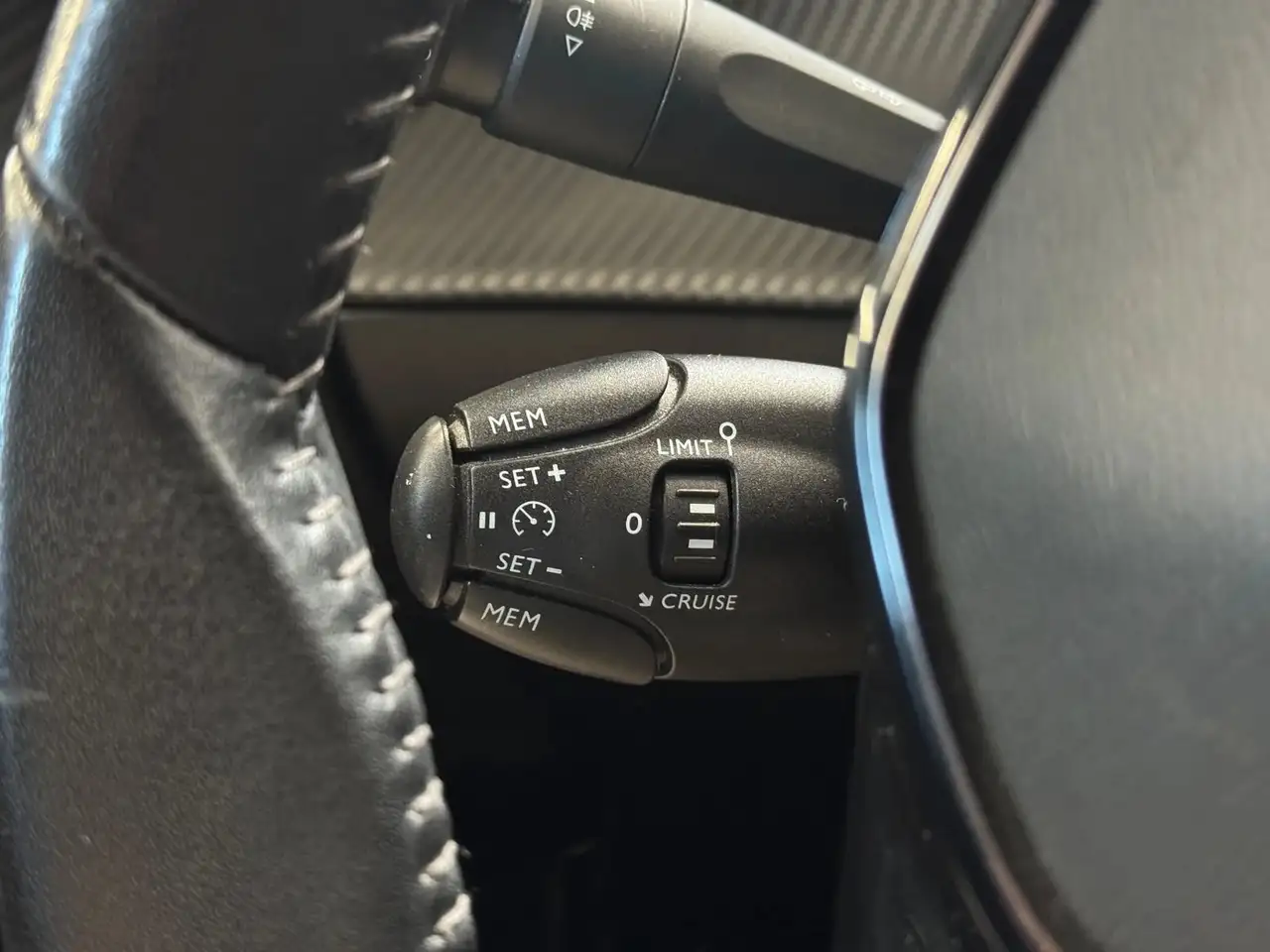 Peugeot 2008 2008 — photo 20