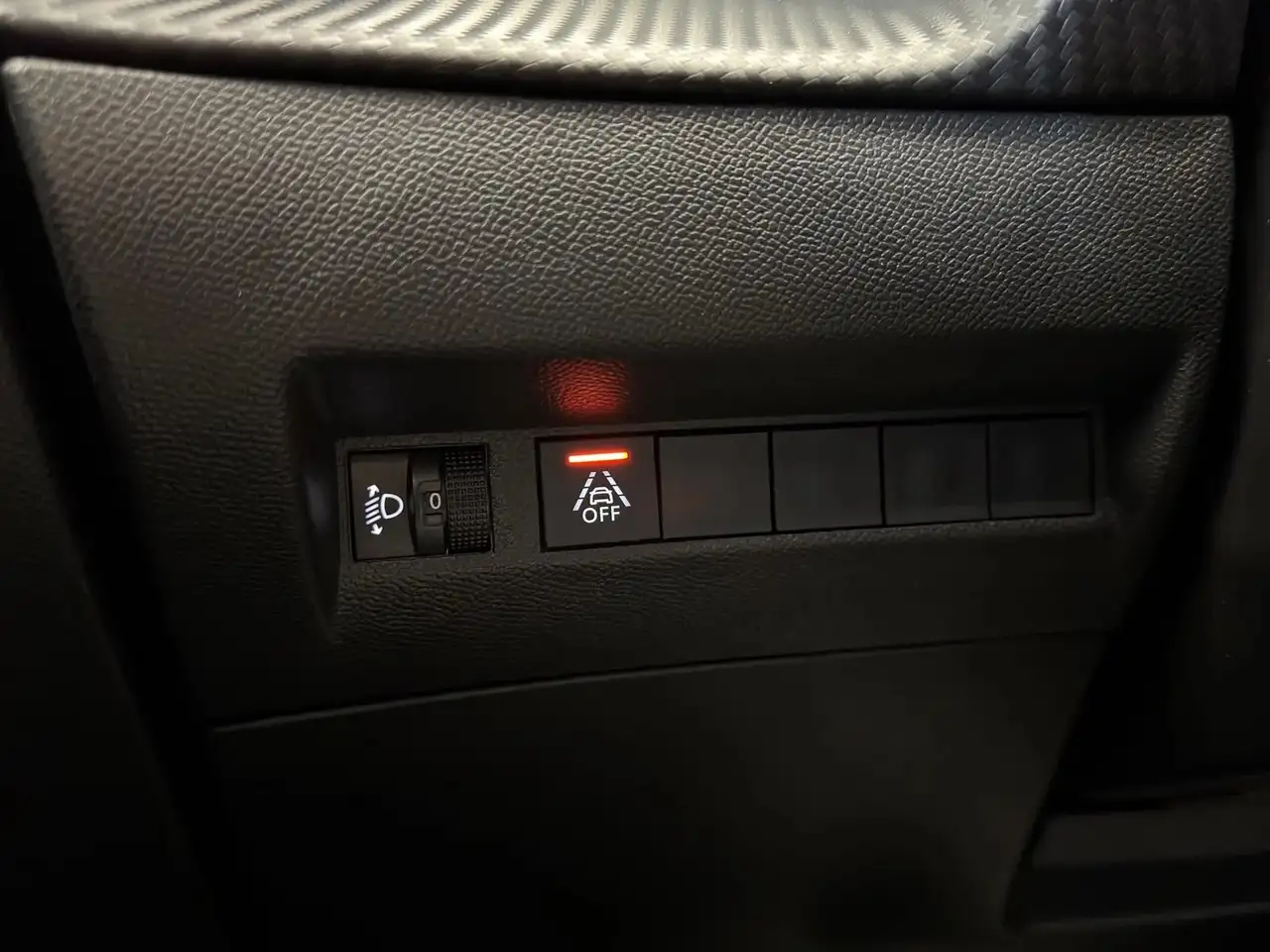Peugeot 2008 2008 — photo 18