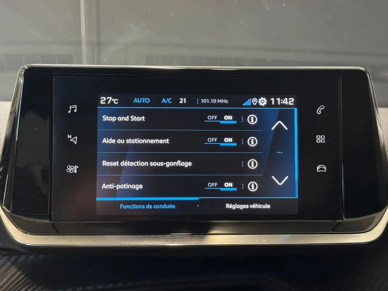 Peugeot 2008 2008 — photo 30
